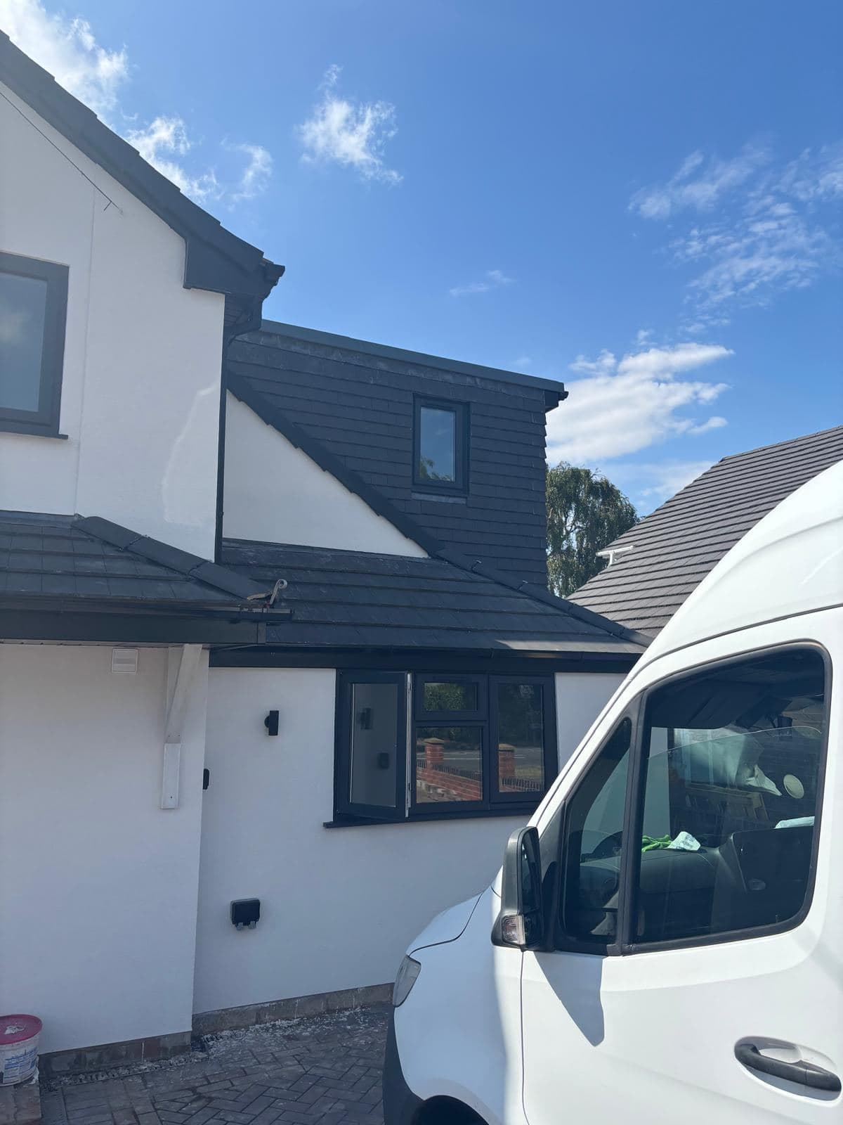 Modern refurbished 3 bedroom semi