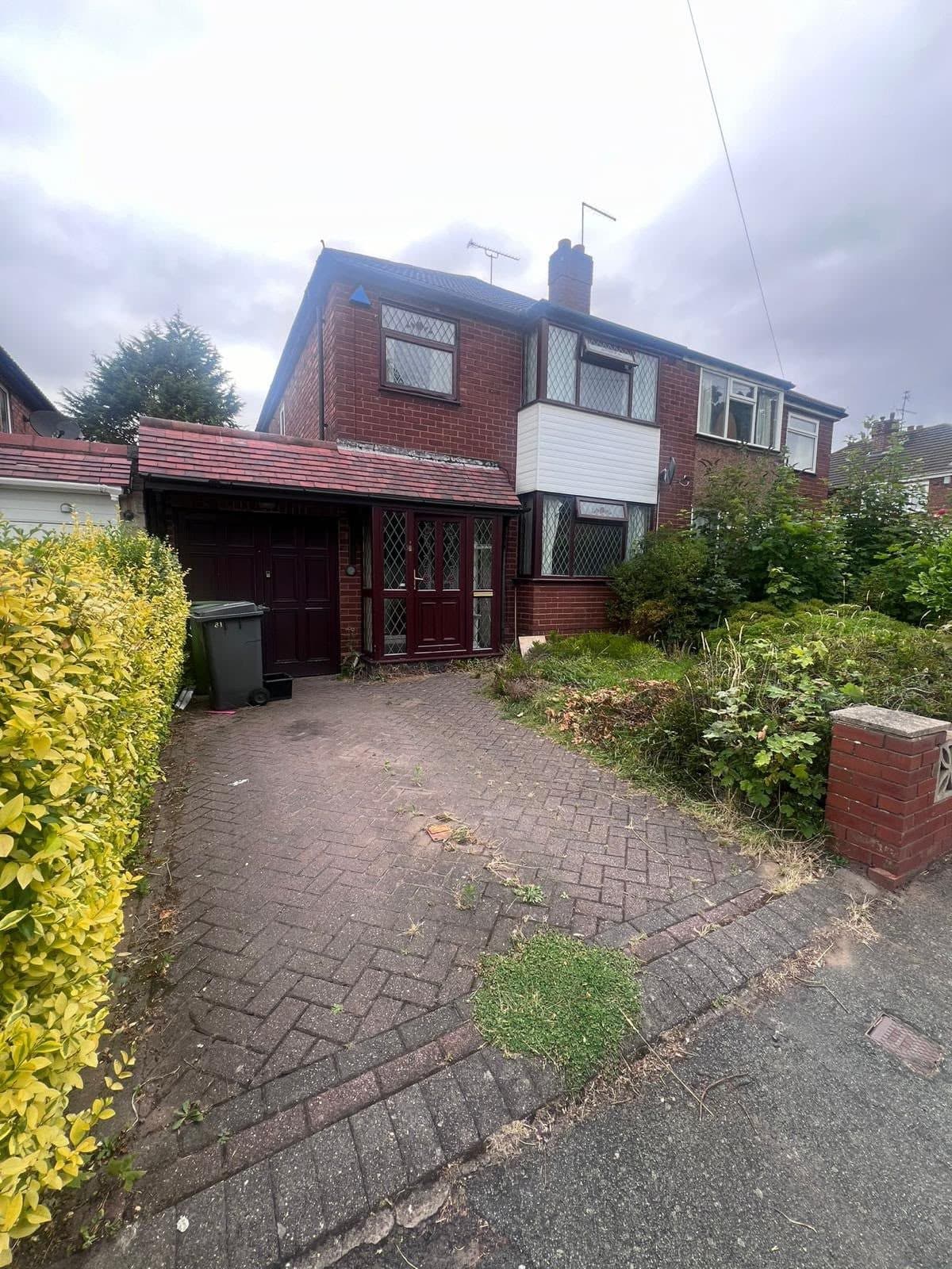 Extended 6 bedroom family home